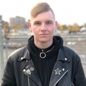 Meet your Posher, Chris